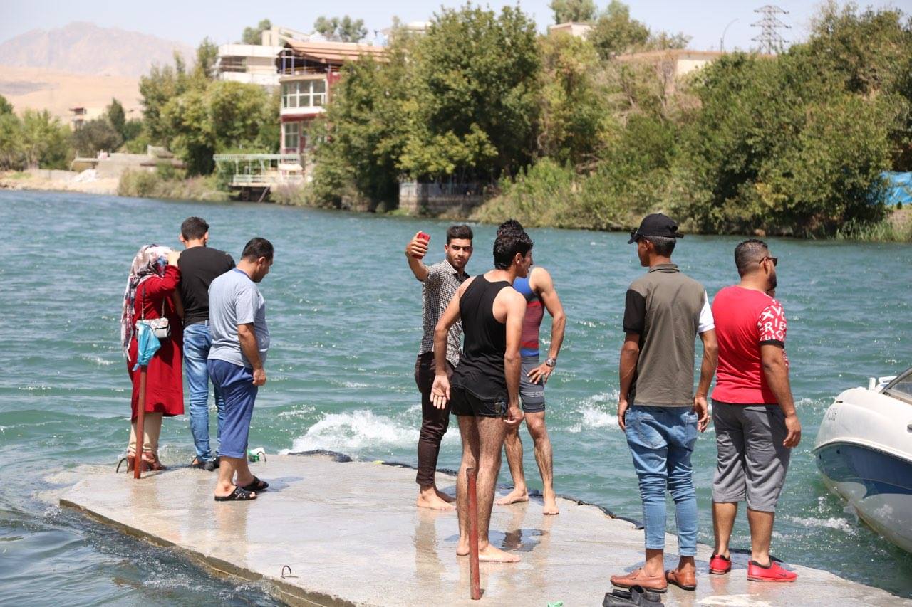 به‌وێنه‌.. چواره‌م رۆژى جه‌ژن له‌سه‌يرانگه‌كانى دوكان